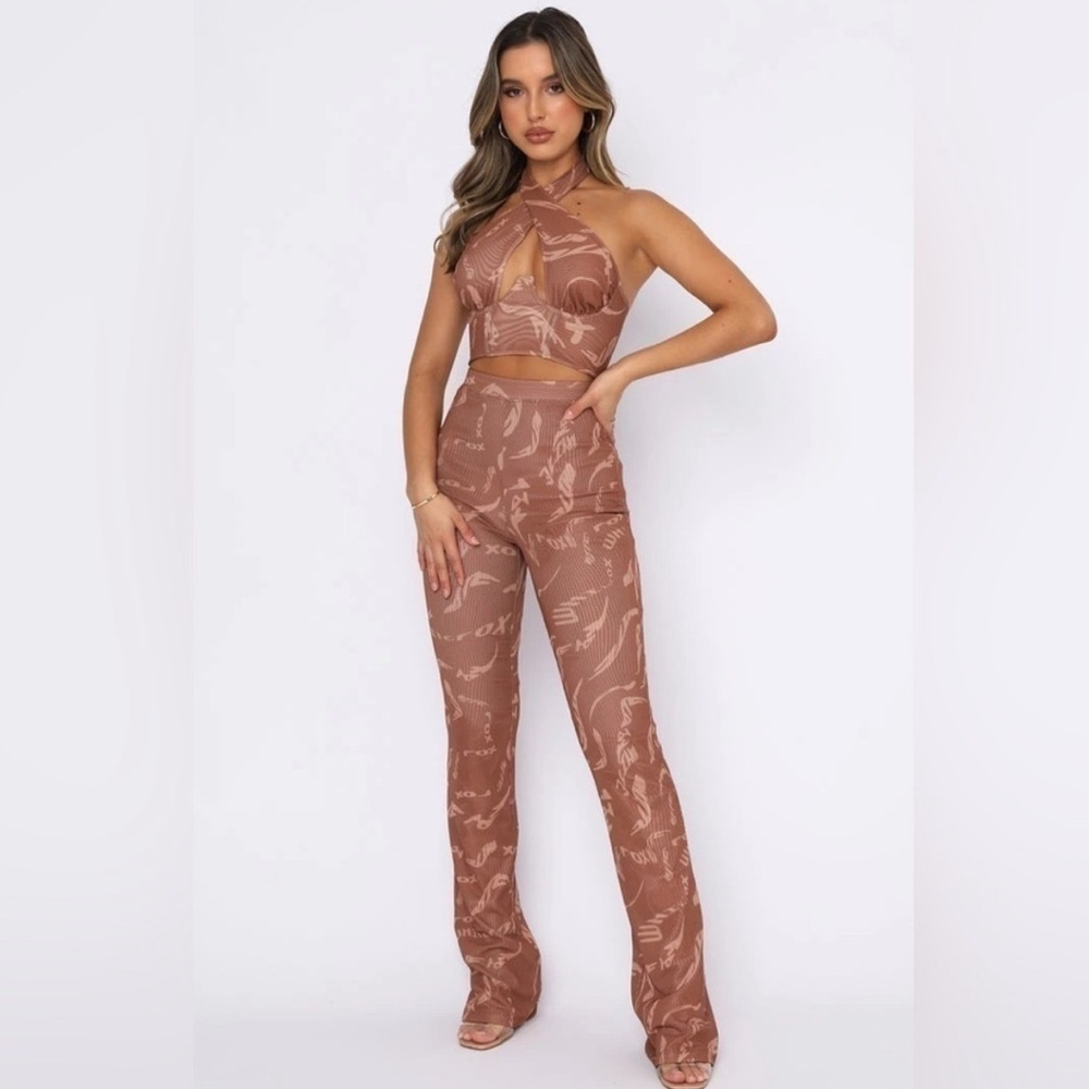 White Fox Boutique Sculpting High-Waist Boot Flare Pants in Mauve Brown Print